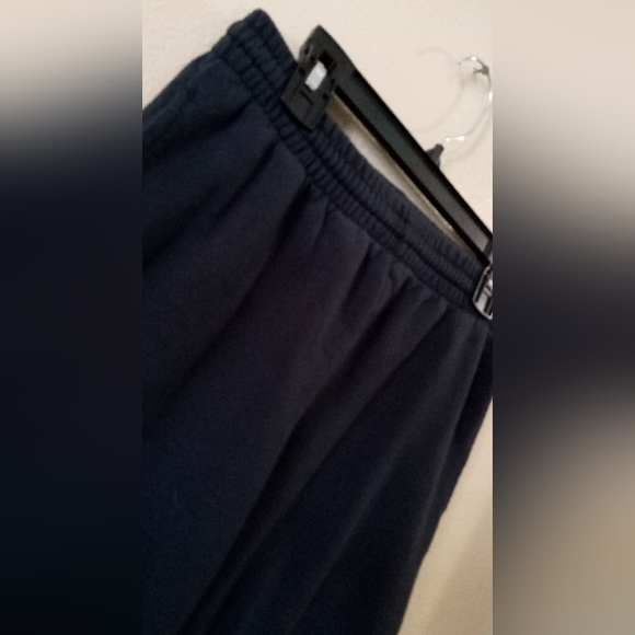 Black sweatpants - Picture 2 of 2